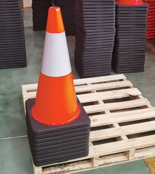 Cones de circulation flexibles en PVC de hauteur 45 cm 4