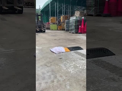 Bosse de vitesse en caoutchouc