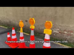 Cône de circulation et feu d'avertissement