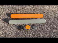 Plot et bandes tactiles en plastique  Revêtement podotactile directionnel
